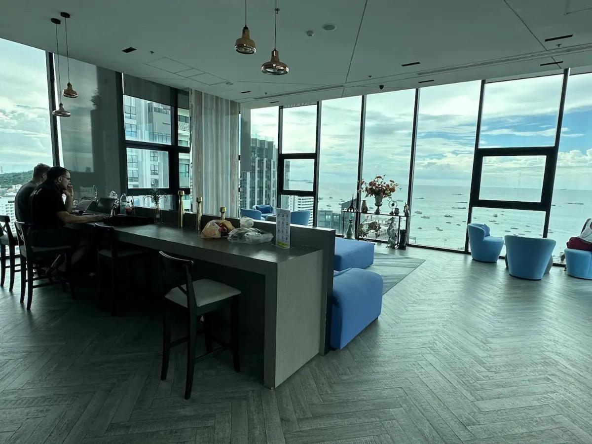 Central Pattaya - Sea View Large Balcony Condo With Infinity Pool Екстер'єр фото