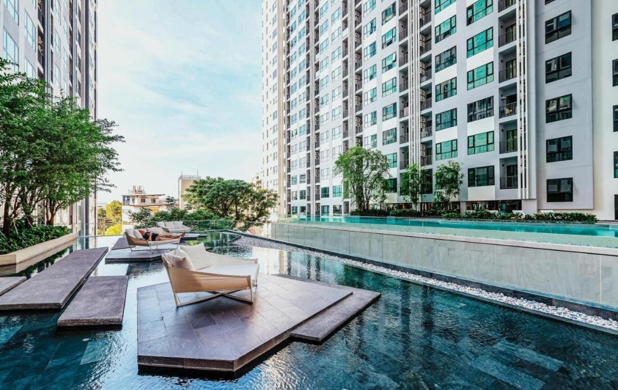 Central Pattaya - Sea View Large Balcony Condo With Infinity Pool Екстер'єр фото