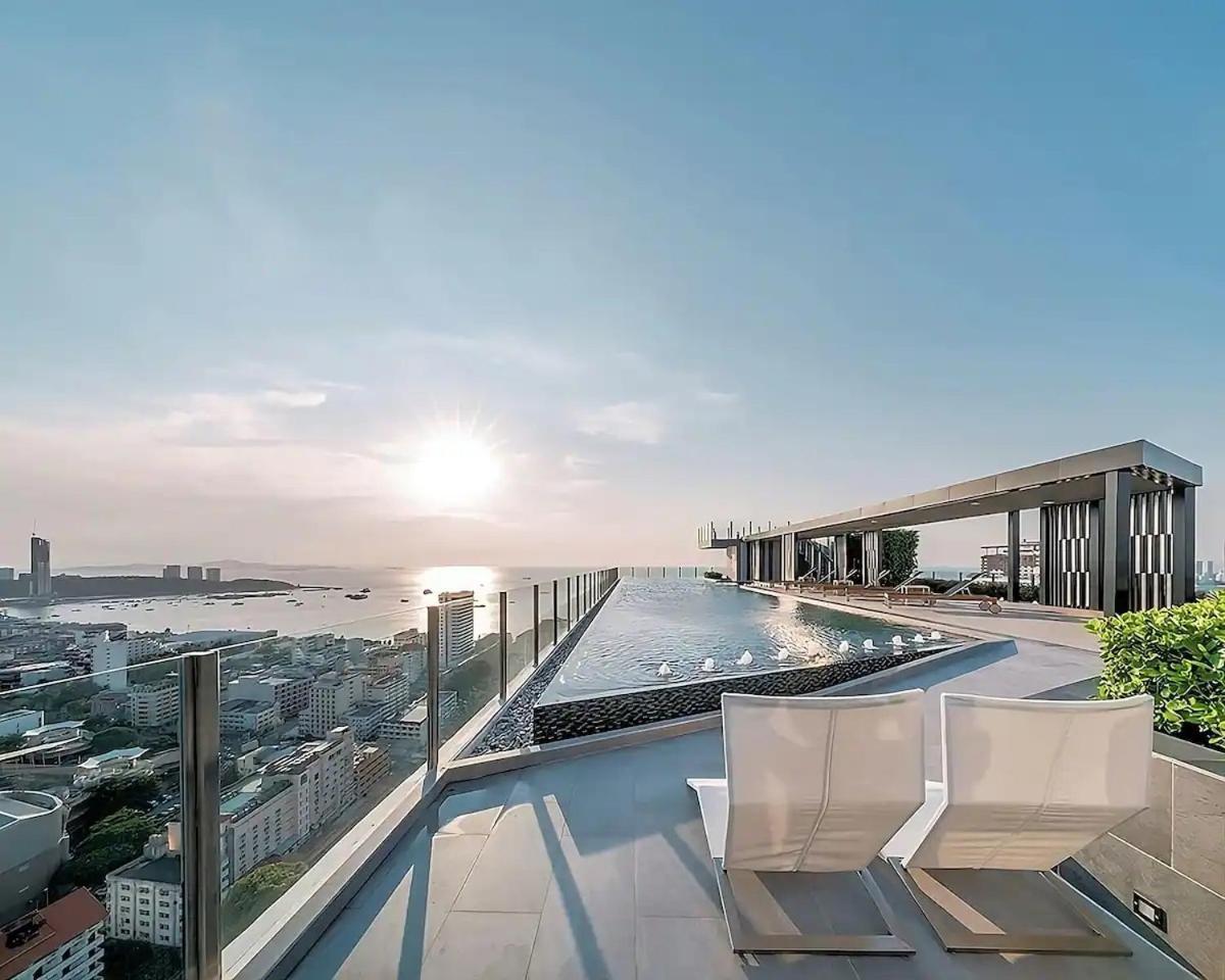 Central Pattaya - Sea View Large Balcony Condo With Infinity Pool Екстер'єр фото