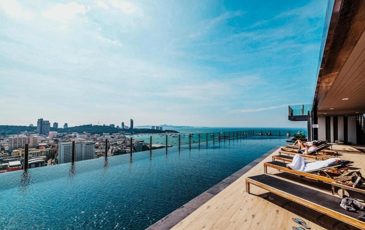 Central Pattaya - Sea View Large Balcony Condo With Infinity Pool Екстер'єр фото