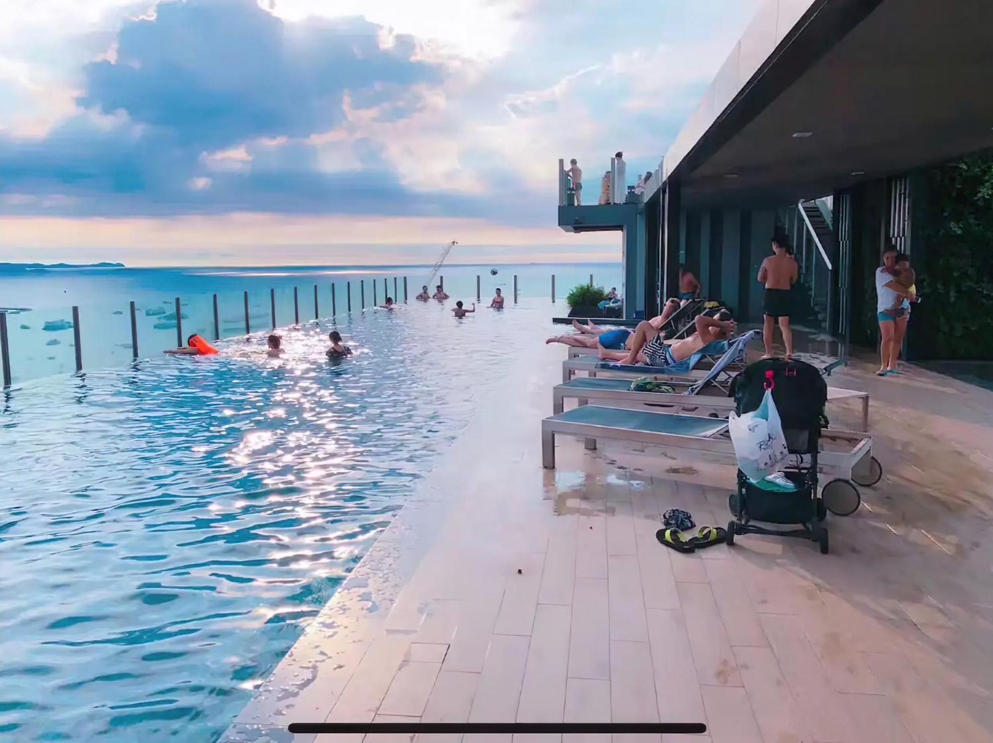 Central Pattaya - Sea View Large Balcony Condo With Infinity Pool Екстер'єр фото