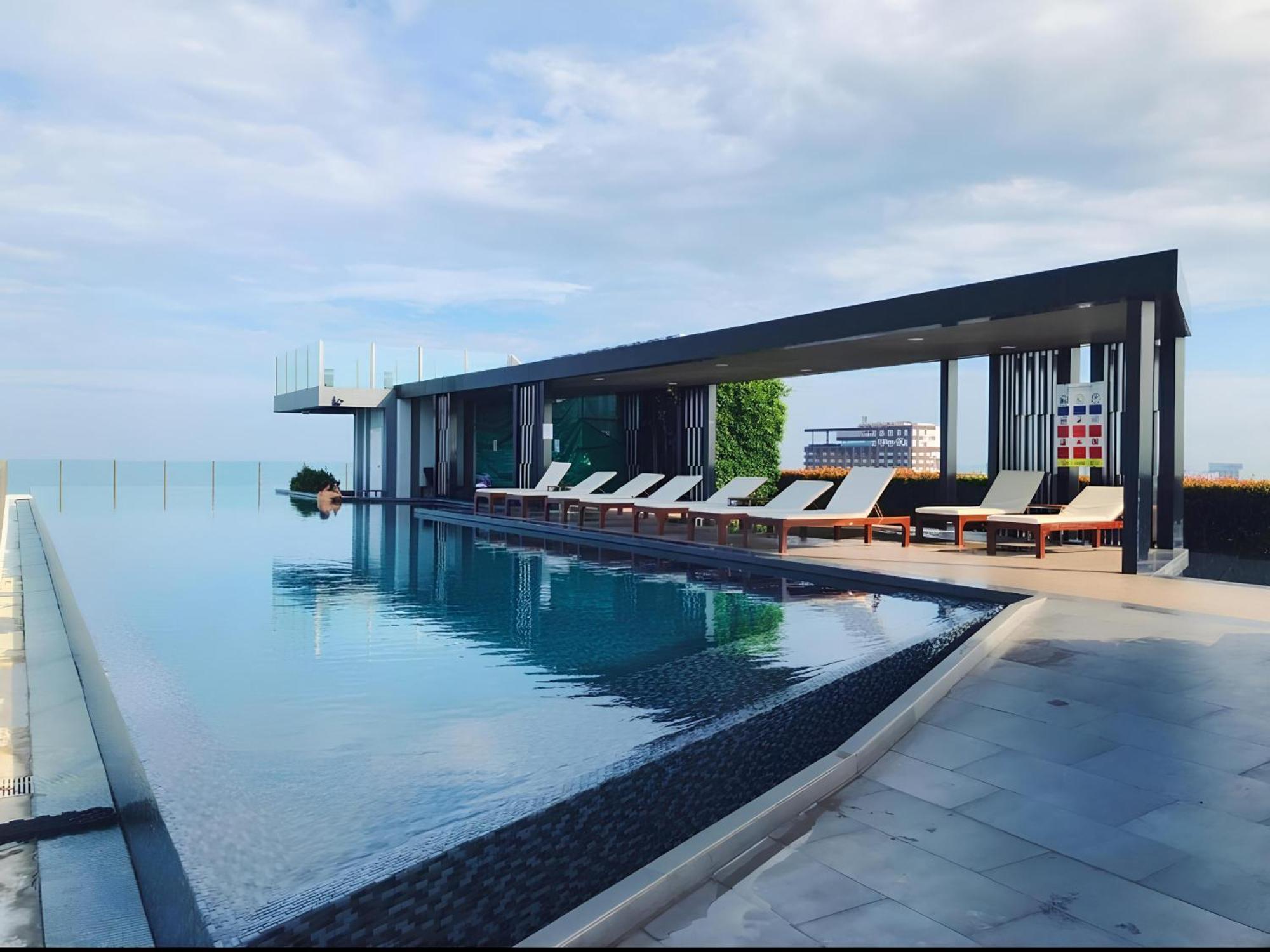 Central Pattaya - Sea View Large Balcony Condo With Infinity Pool Екстер'єр фото