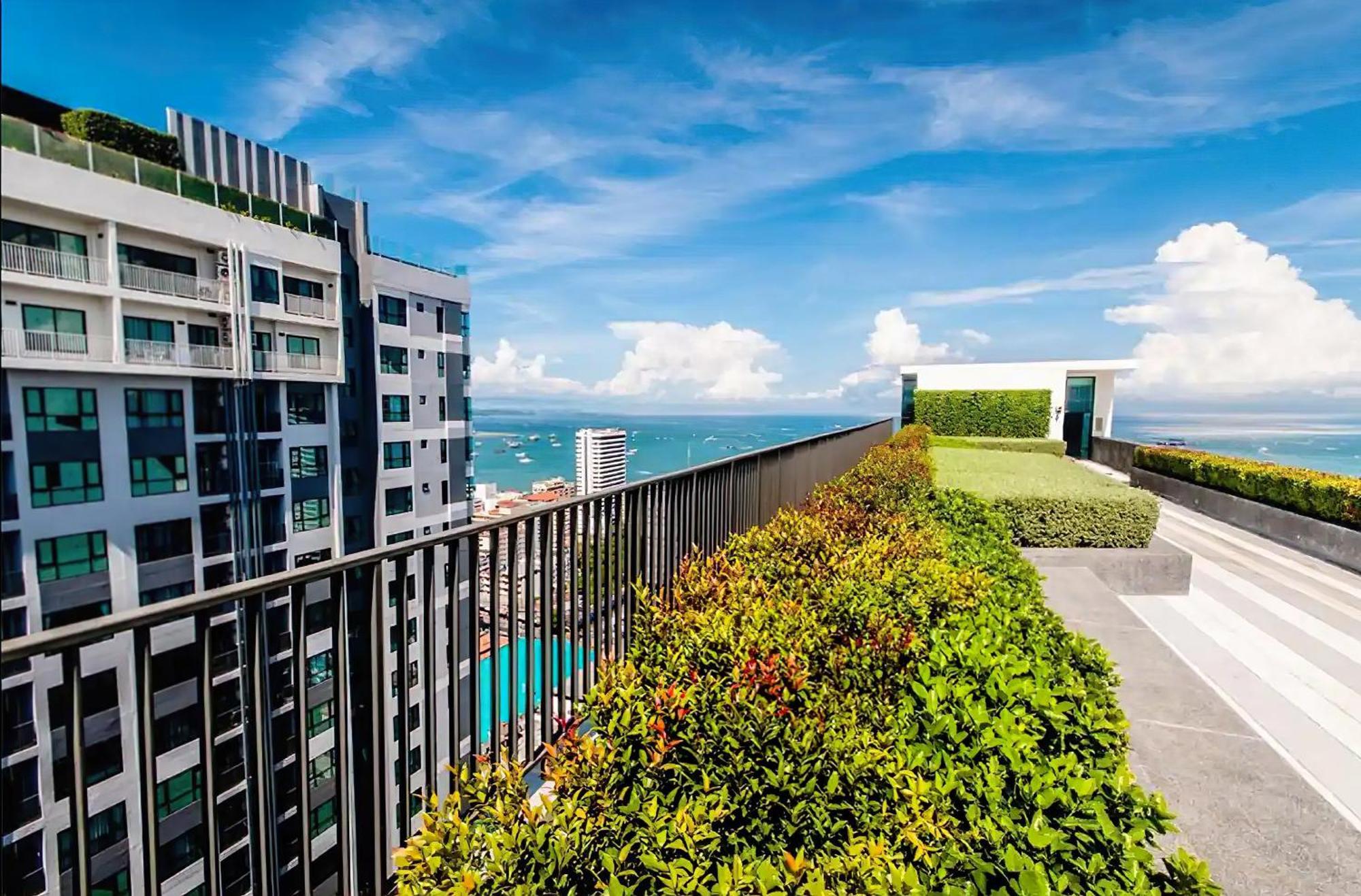 Central Pattaya - Sea View Large Balcony Condo With Infinity Pool Екстер'єр фото