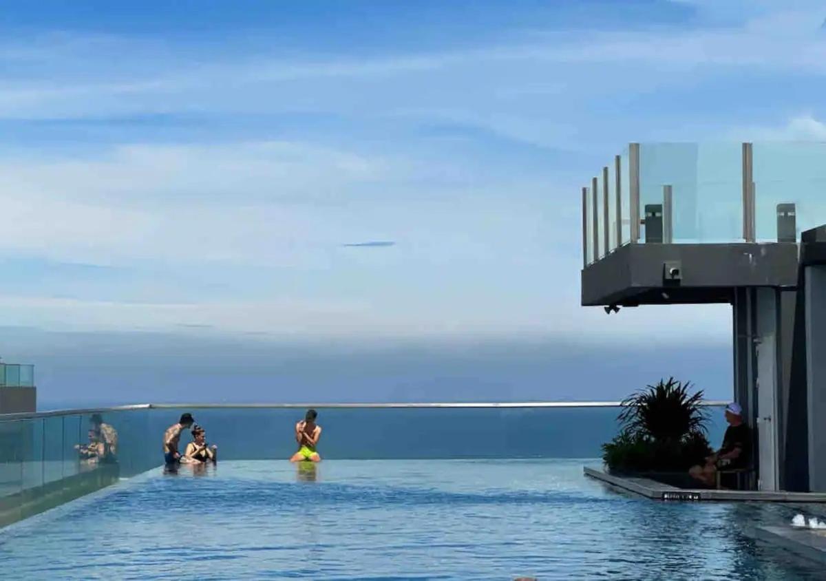 Central Pattaya - Sea View Large Balcony Condo With Infinity Pool Екстер'єр фото